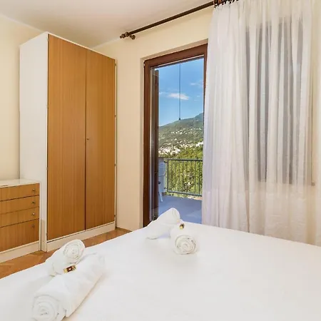 4 Bedroom In Appartement