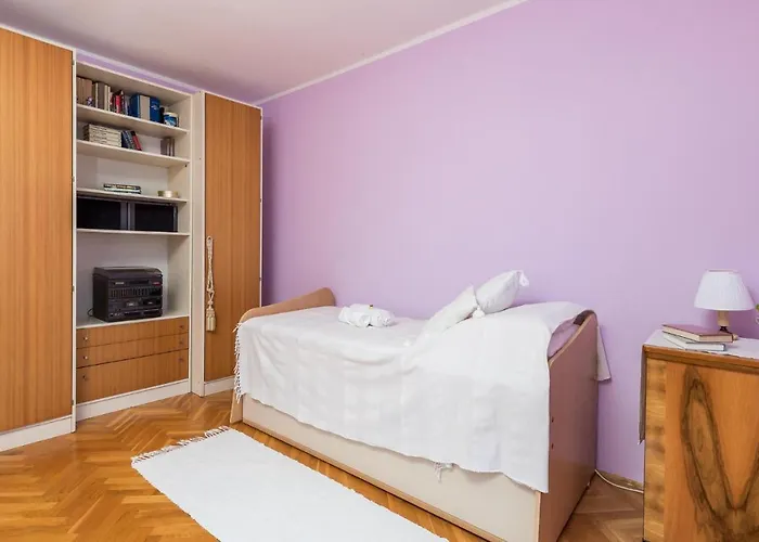 4 Bedroom In 公寓