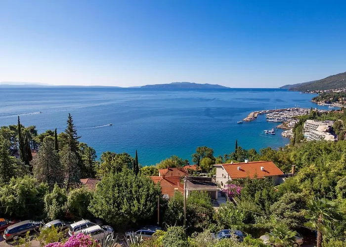 4 Bedroom In Apartamento