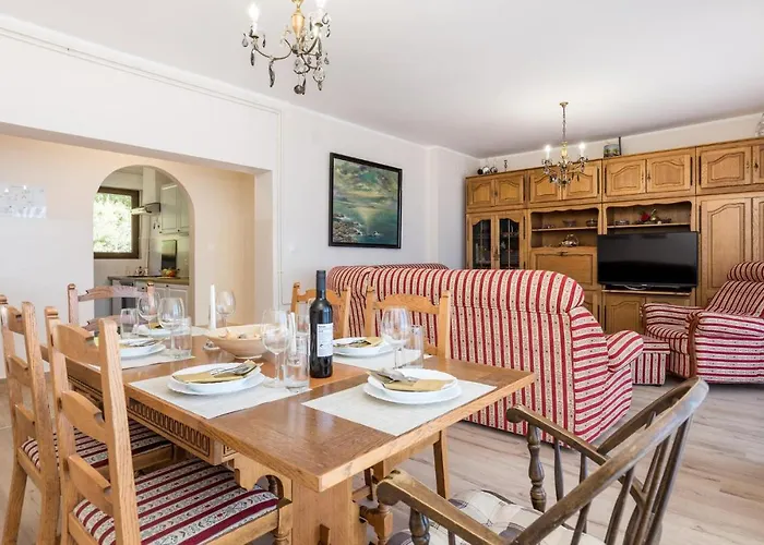 4 Bedroom In شقة أوباتيا