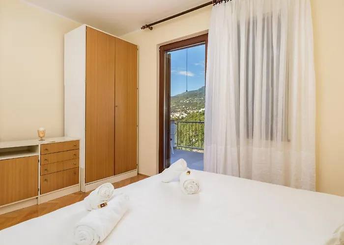 4 Bedroom In شقة